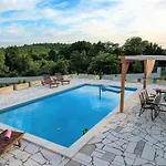 Gorana With Large Private Pool