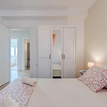 Gorana With Large Private Pool *