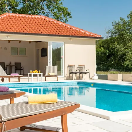 וילה Gorana With Large Private Pool *