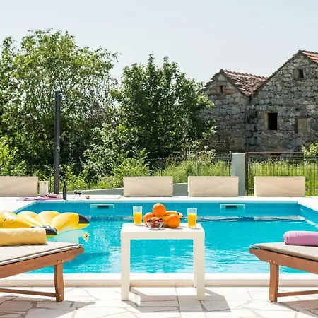 וילה Gorana With Large Private Pool *