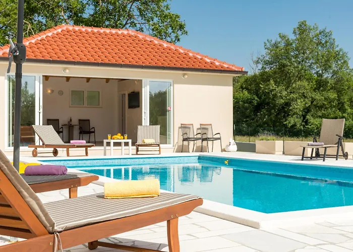 וילה Gorana With Large Private Pool *